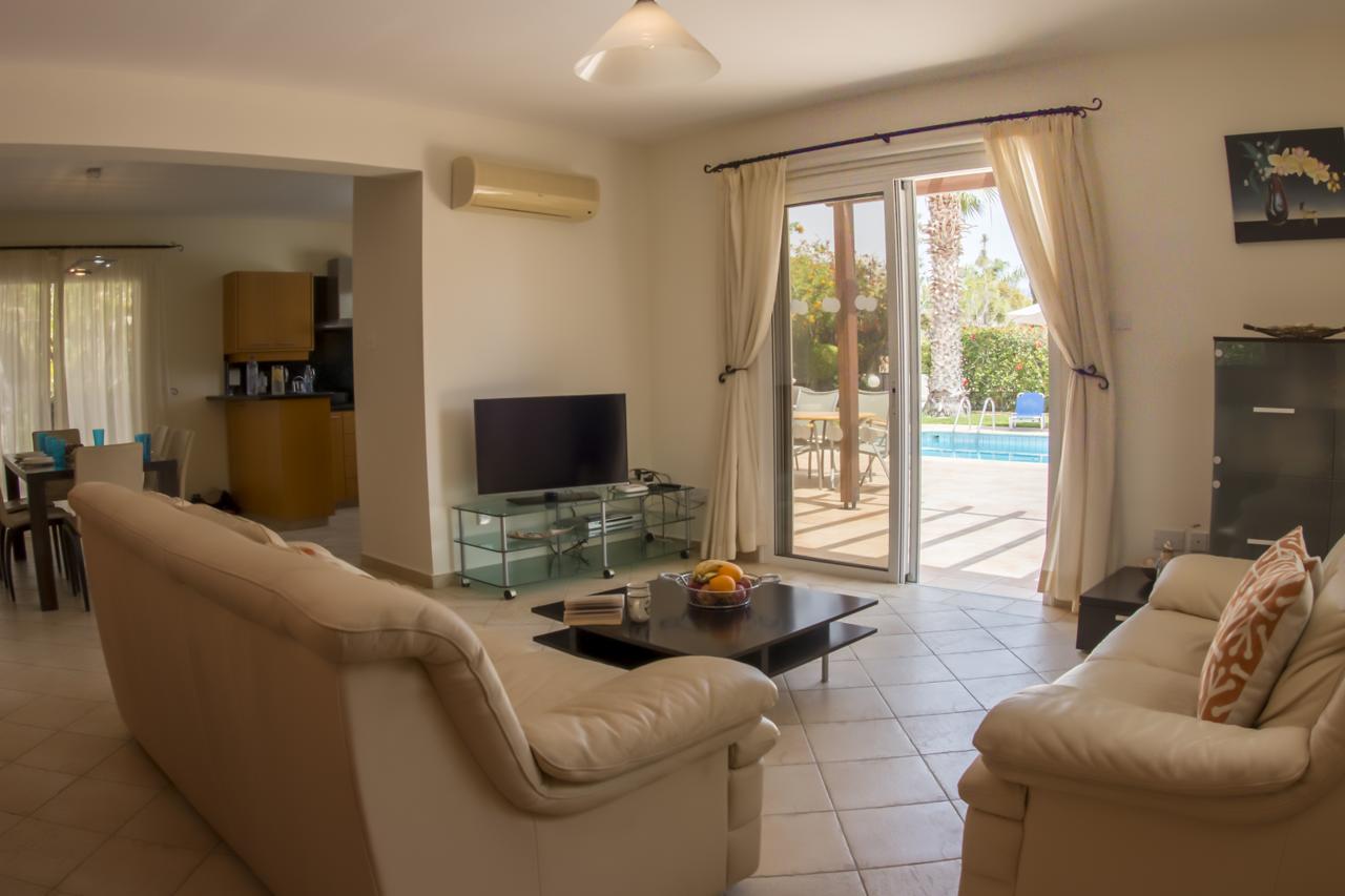 Villa Casa Mia By Ezoria Villas Коръл бей Екстериор снимка